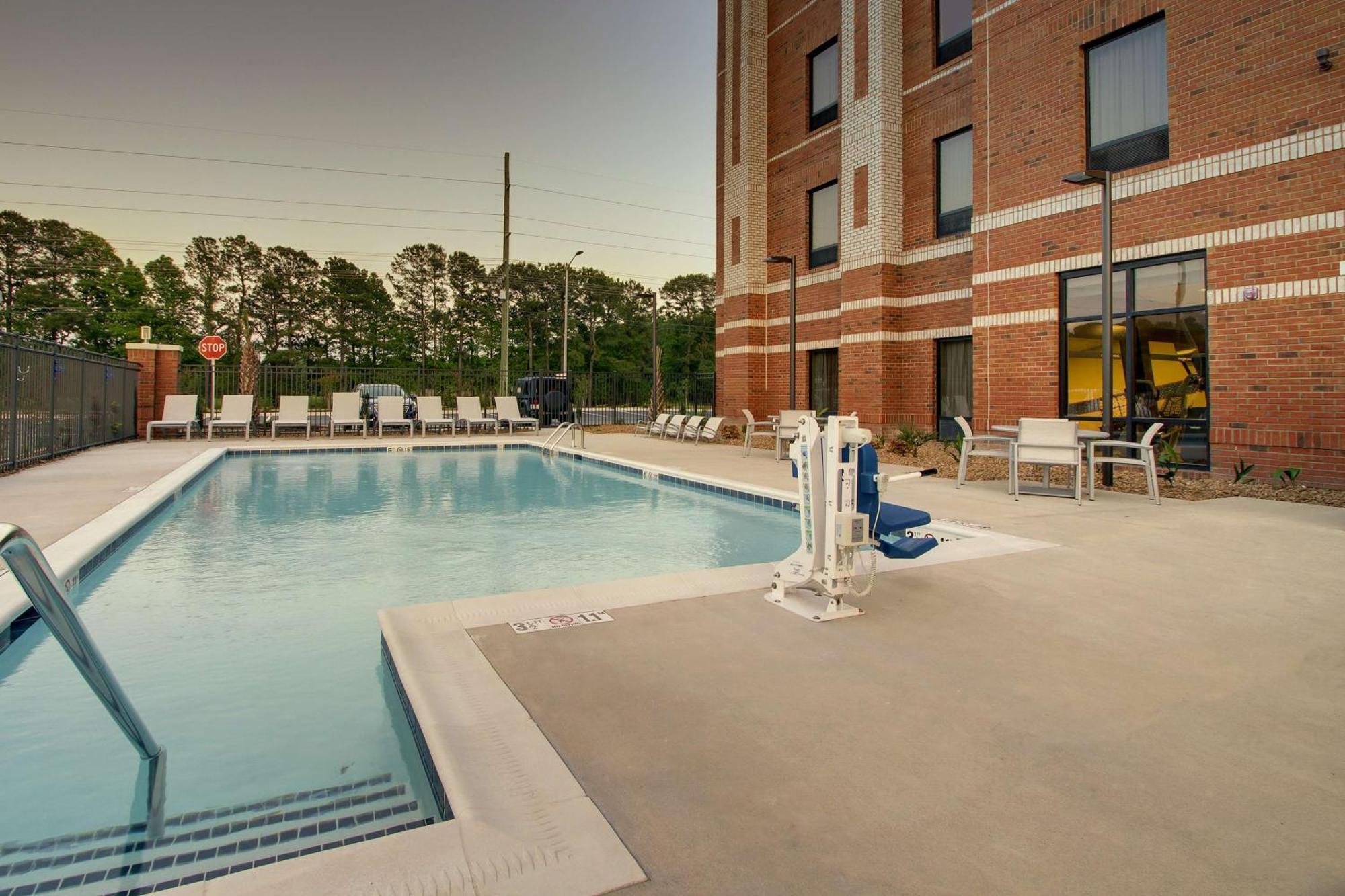 Hampton Inn Sneads Ferry Topsail Beach Exterior foto